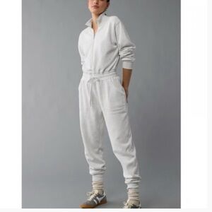 American Eagle Gray Zip-Up Jumpsuit
